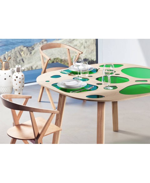 aquario dining table