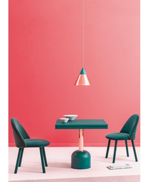 illo plus dining table