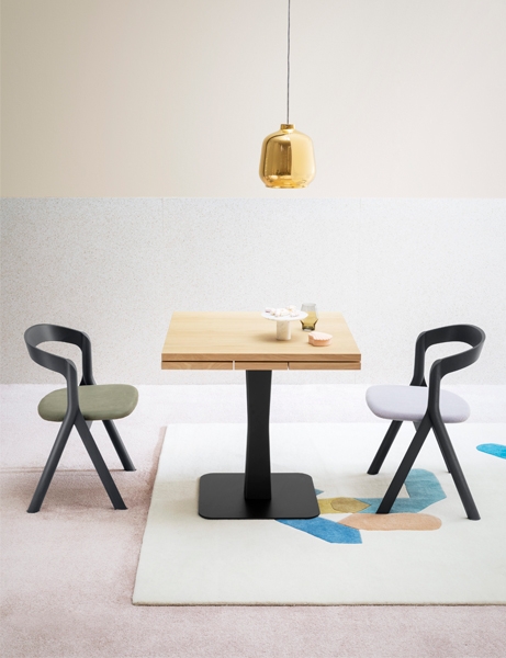 miniforms gualtiero table