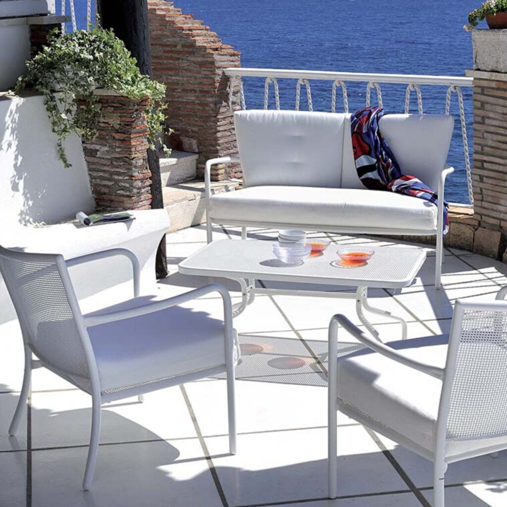 Decorating the Balcony in Style - Blog-Contemporary Furniture