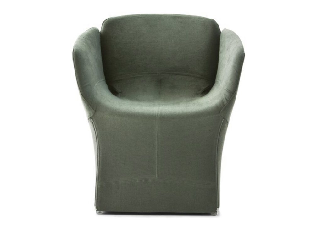 Bloomy armchair