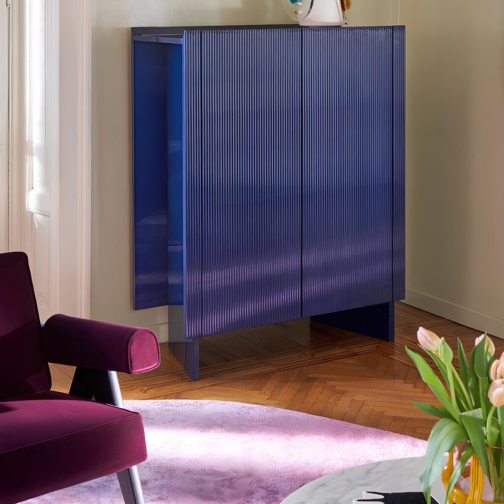 Cassina hayama img0