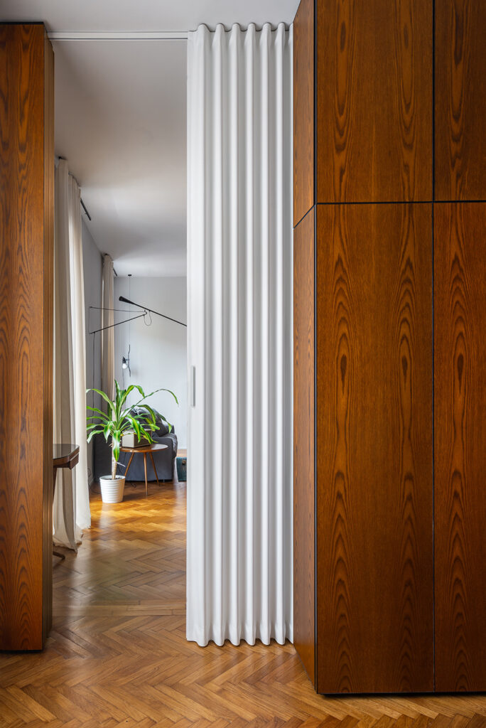 Folding doors img2