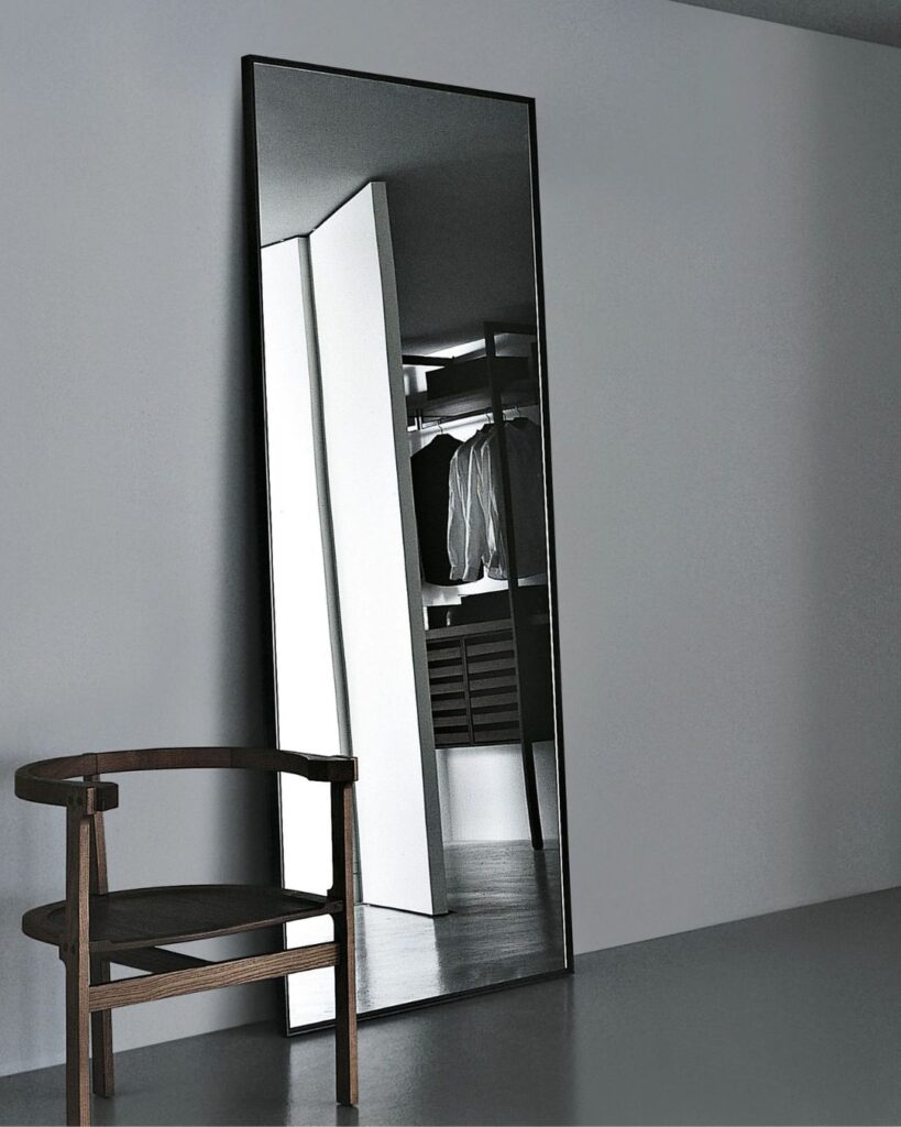 Reflection by porro img0